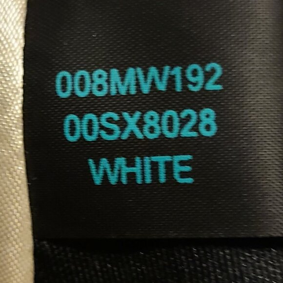 Colebrook Ivory Wool Coat Size L | Tailored Silhouette & Designer Details - Picture 7 of 7